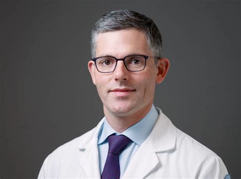 hip replacement greenwich